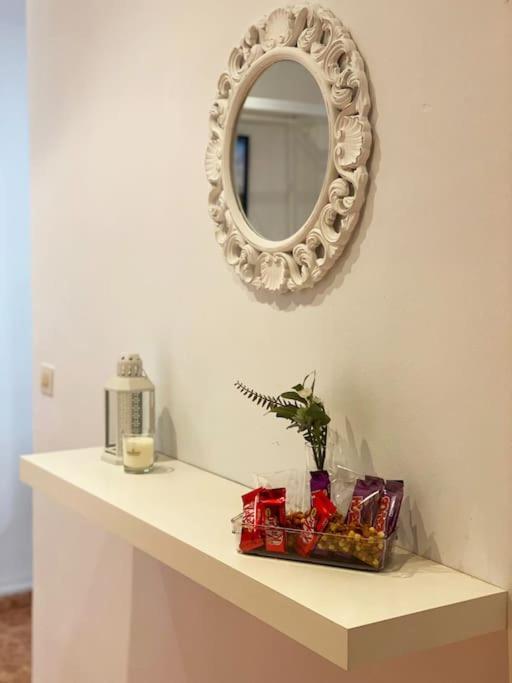 Rooms In Spacious Beach Flat In บาเลนเซีย ภายนอก รูปภาพ